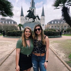 Meet your Posher, Delaney